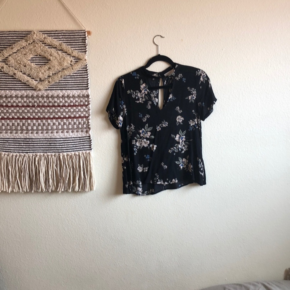 Lush flowy flower top